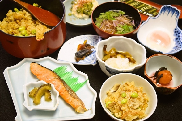 【安心の個室会食】朝食付きプラン！夕食無し飲食持ち込み大歓迎。のんびり温泉を満喫♪